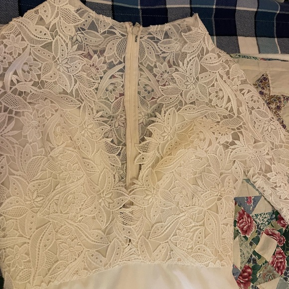TK DELANEY WEDDING Long Sleeve Lace Dress in size 12 - Picture 10 of 16